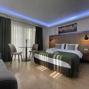 تحقق من التوفر