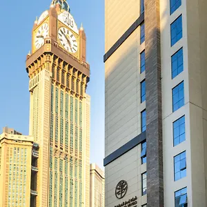 Otel Worth Elite