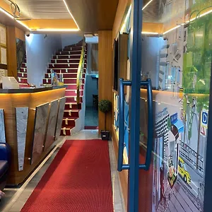 تحقق من التوفر